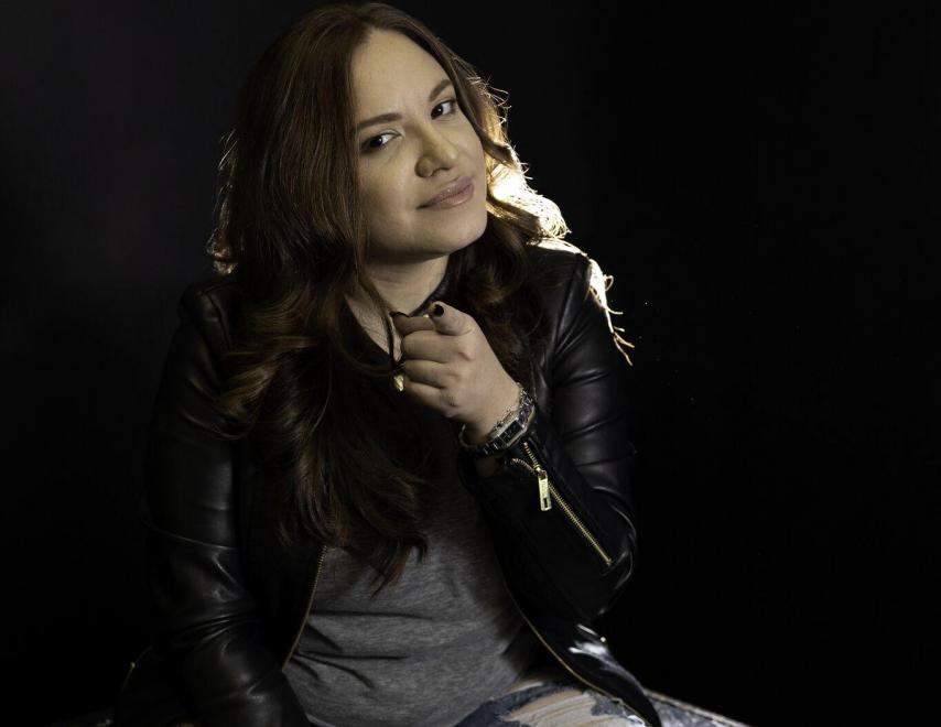Shari Diaz Shari Diaz